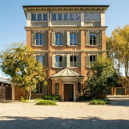 Le Magnolie San Fiorano エクステリア 写真